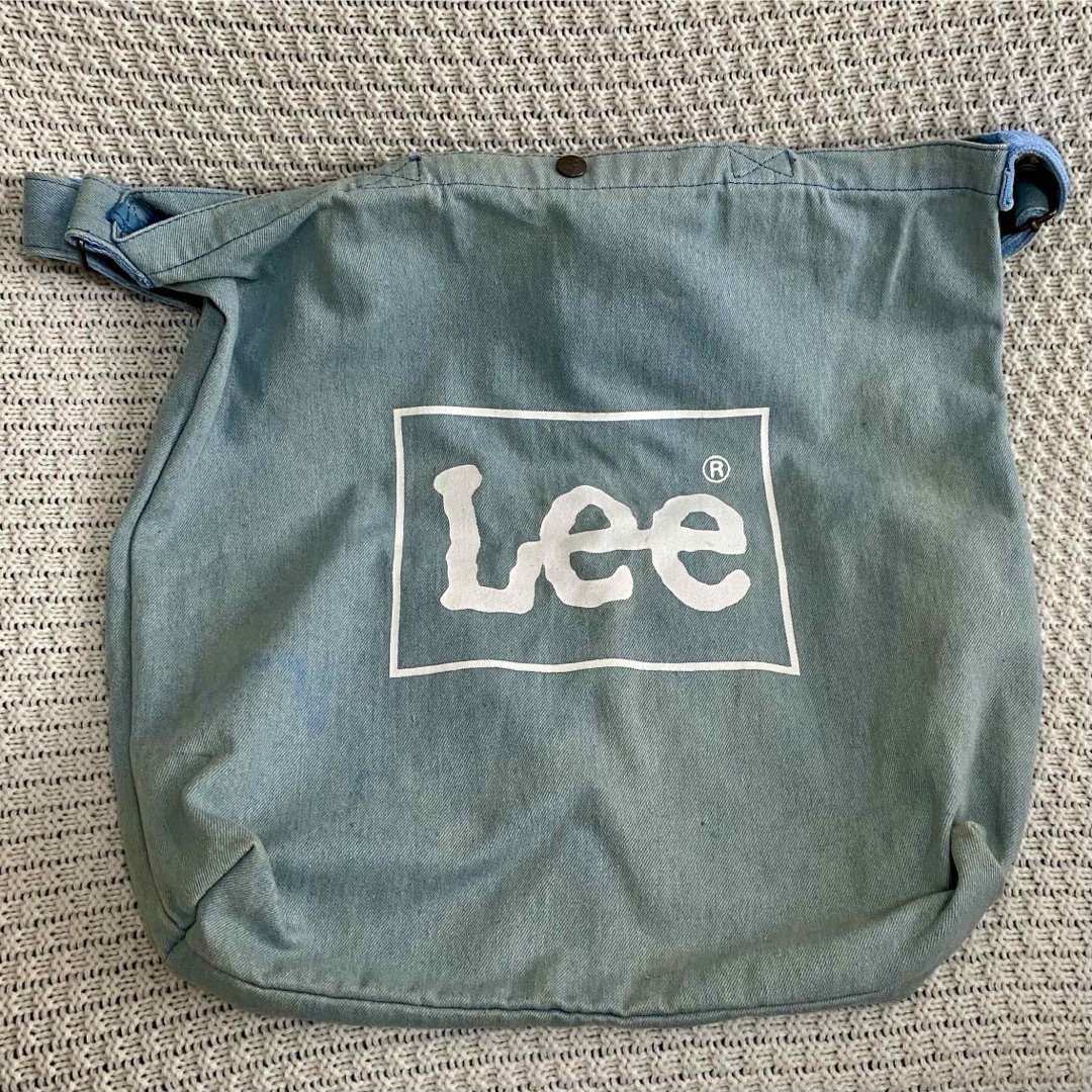 Lee(リー)のLee（リー） デニム生地 ショルダーバック　トートバッグ レディースのバッグ(トートバッグ)の商品写真