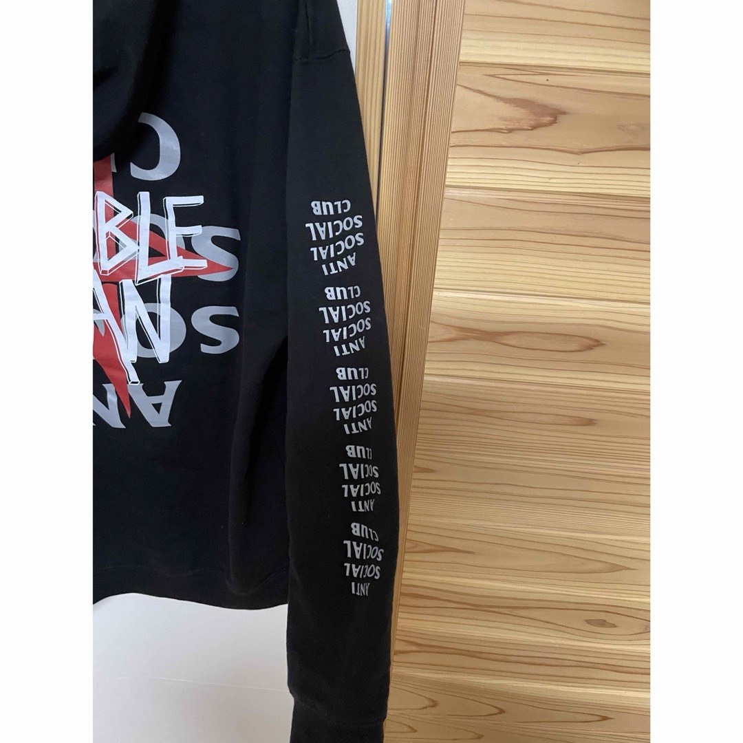 ANTI SOCIAL SOCIAL CLUB - 入手困難 assc × Invisible:man パーカーL