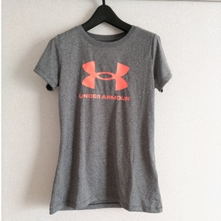 アンダーアーマー(UNDER ARMOUR)のアンダーアーマー　Tシャツ　レディース M(Tシャツ(半袖/袖なし))