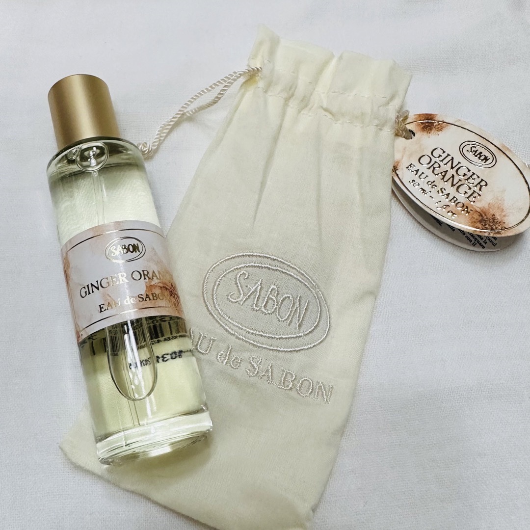 SABON(サボン)のSABON サボン 香水 ジンジャーオレンジ オードゥサボン 巾着 新品未使用♪ コスメ/美容の香水(香水(女性用))の商品写真