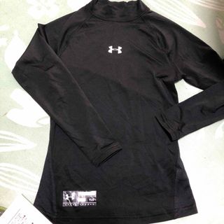 アンダーアーマー(UNDER ARMOUR)のアンダーアーマー１５０　１４０黒アンダーシャツ　野球アンダーシャツ(Tシャツ/カットソー)