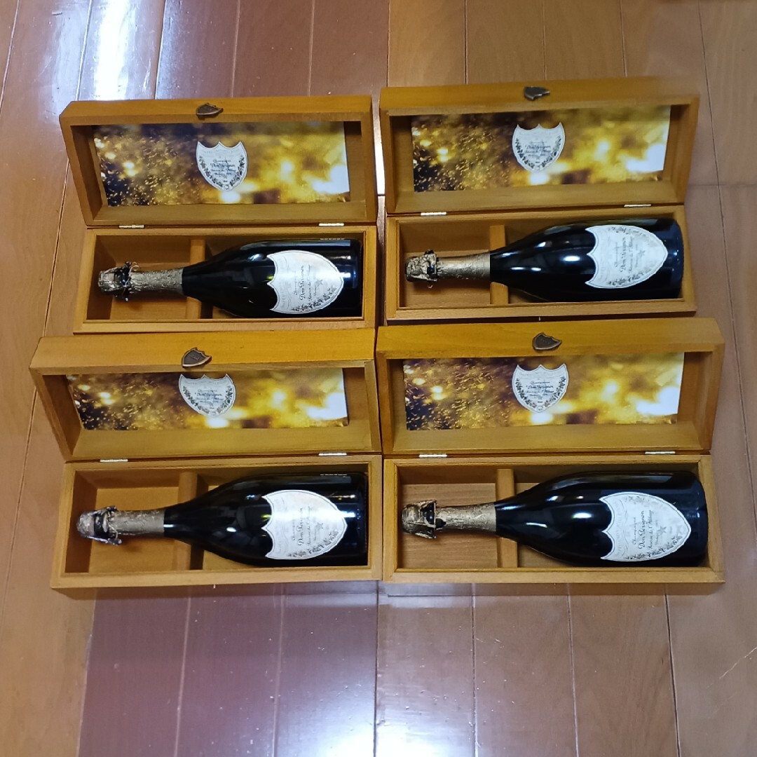 【珍しい正規品】４個セット　ドン・ペリニヨン　ラベイ　ゴールド　空瓶　コルク付き