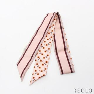 極美フェンディ  シルクスカーフ　simple ＆beautiful