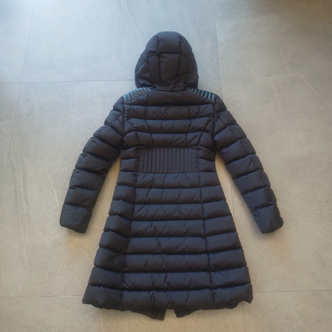 MONCLER(モンクレール)のモンクレール　ダウンコート レディースのジャケット/アウター(ダウンコート)の商品写真