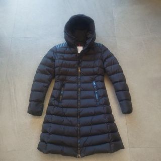 モンクレール(MONCLER)のモンクレール　ダウンコート(ダウンコート)