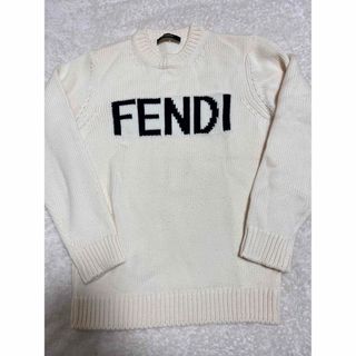 フェンディ(FENDI)のFENDI 正規品　ロゴニット(ニット/セーター)