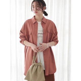 アースミュージックアンドエコロジー(earth music & ecology)のワークシャツ チュニック テラコッタ 美品(シャツ/ブラウス(長袖/七分))