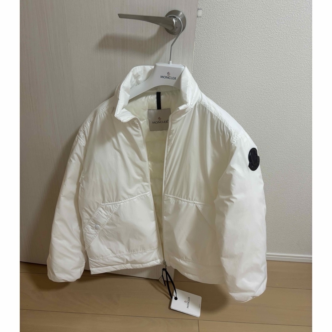 モンクレール Moncler ナイロンジャケットレディース新品未使用 正規品