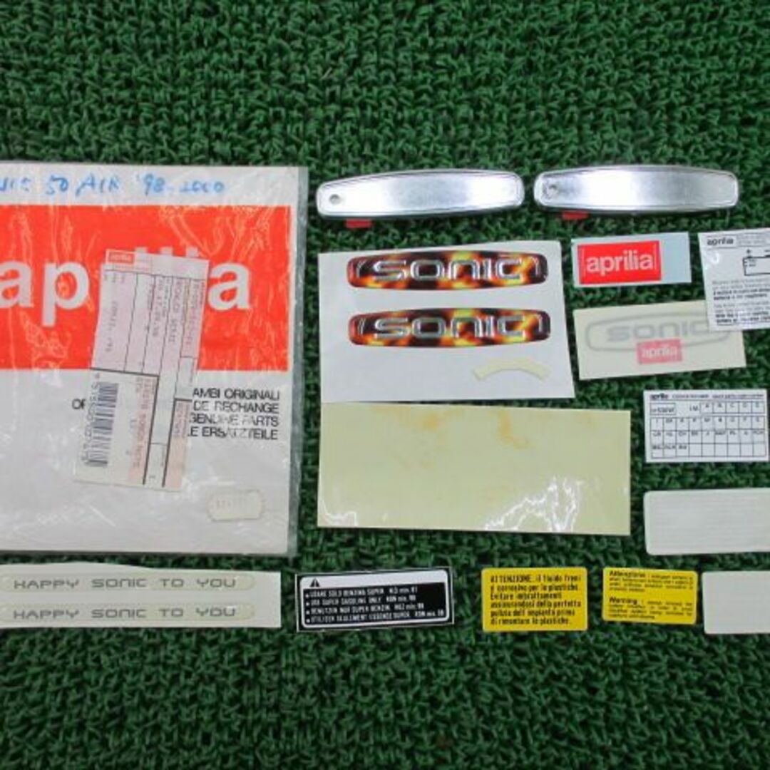 ソニック50Air デカールセット 8247890 在庫有 即納 アプリリア 純正 新品 バイク 部品 aprilia 車検  Genuine:21429817 | フリマアプリ ラクマ