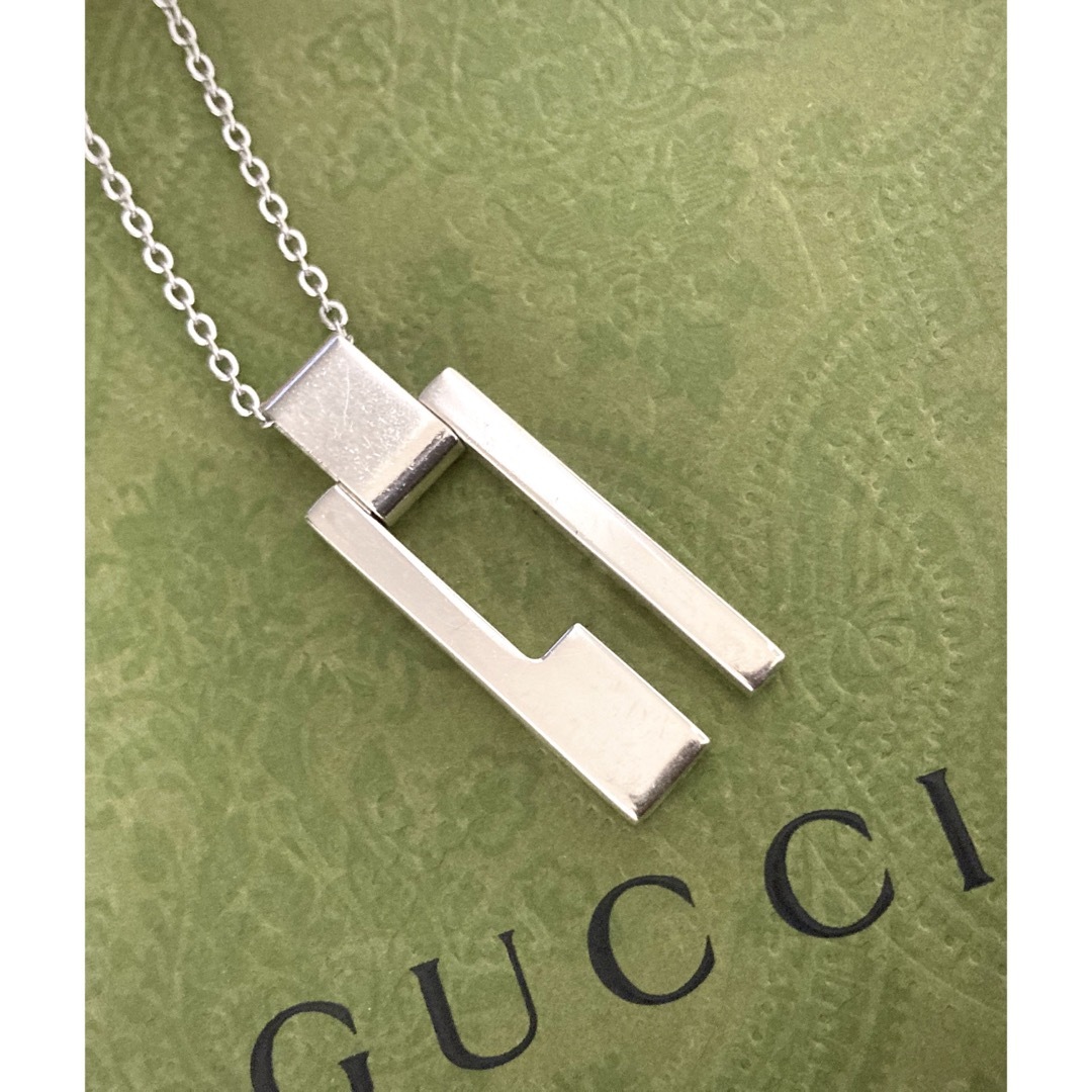 グッチ カットアウト/Gロゴ/プレート ネックレス/ペンダント(チェーン グッチ カットアウト/Gロゴ/プレート ネックレス/ペンダント(チェーン