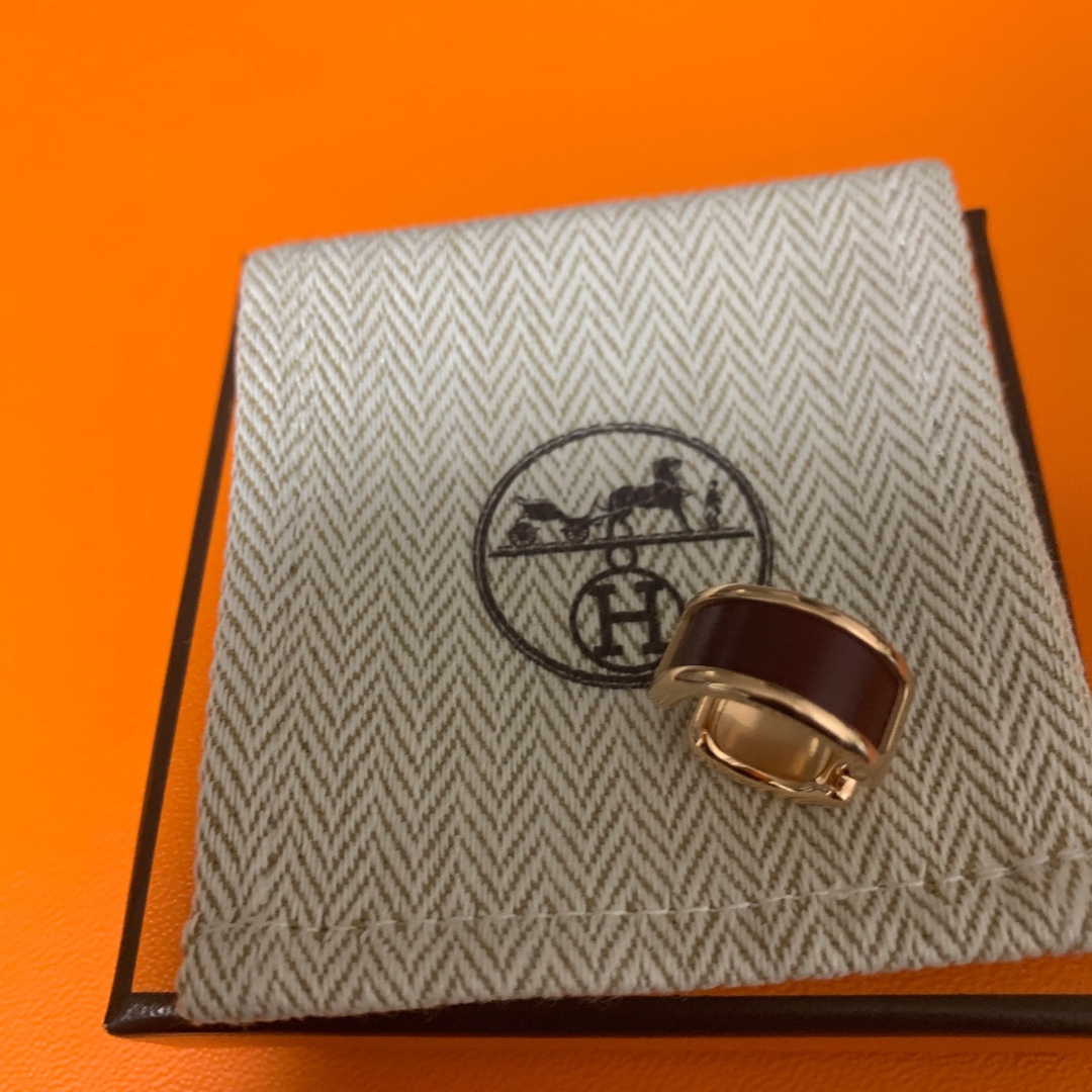 新品 HERMES イヤーカフ オランプ PM 1