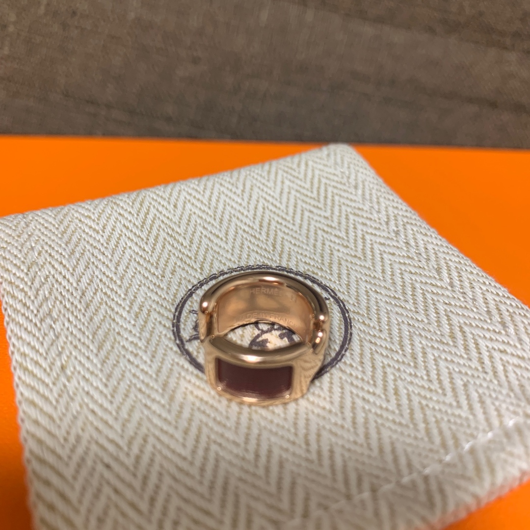 新品 HERMES イヤーカフ オランプ PM 2