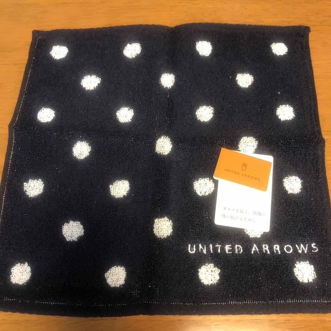 UNITED ARROWS(ユナイテッドアローズ)のUNITED ARROWS  タオルハンカチ　ユナイテッドアローズ メンズのファッション小物(ハンカチ/ポケットチーフ)の商品写真