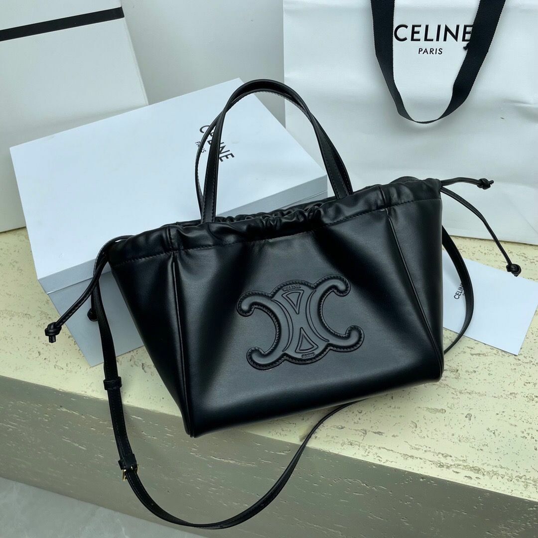 ファスナーポケットx1CELINE セリーヌ  スモール カバ  黒