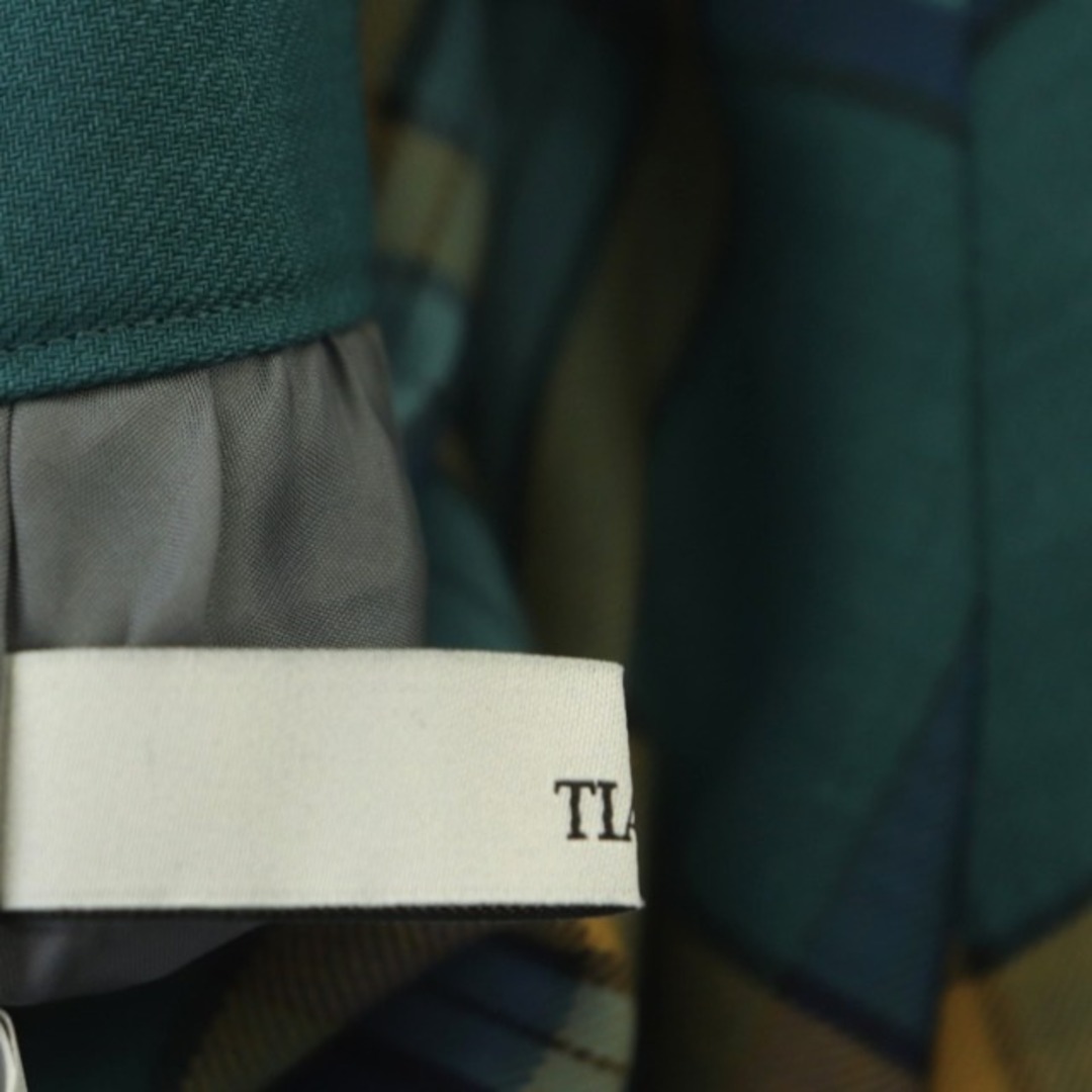 tiara(ティアラ)のティアラ Tiara フレアチェックスカート ロング 3 青 マルチカラー レディースのスカート(ロングスカート)の商品写真