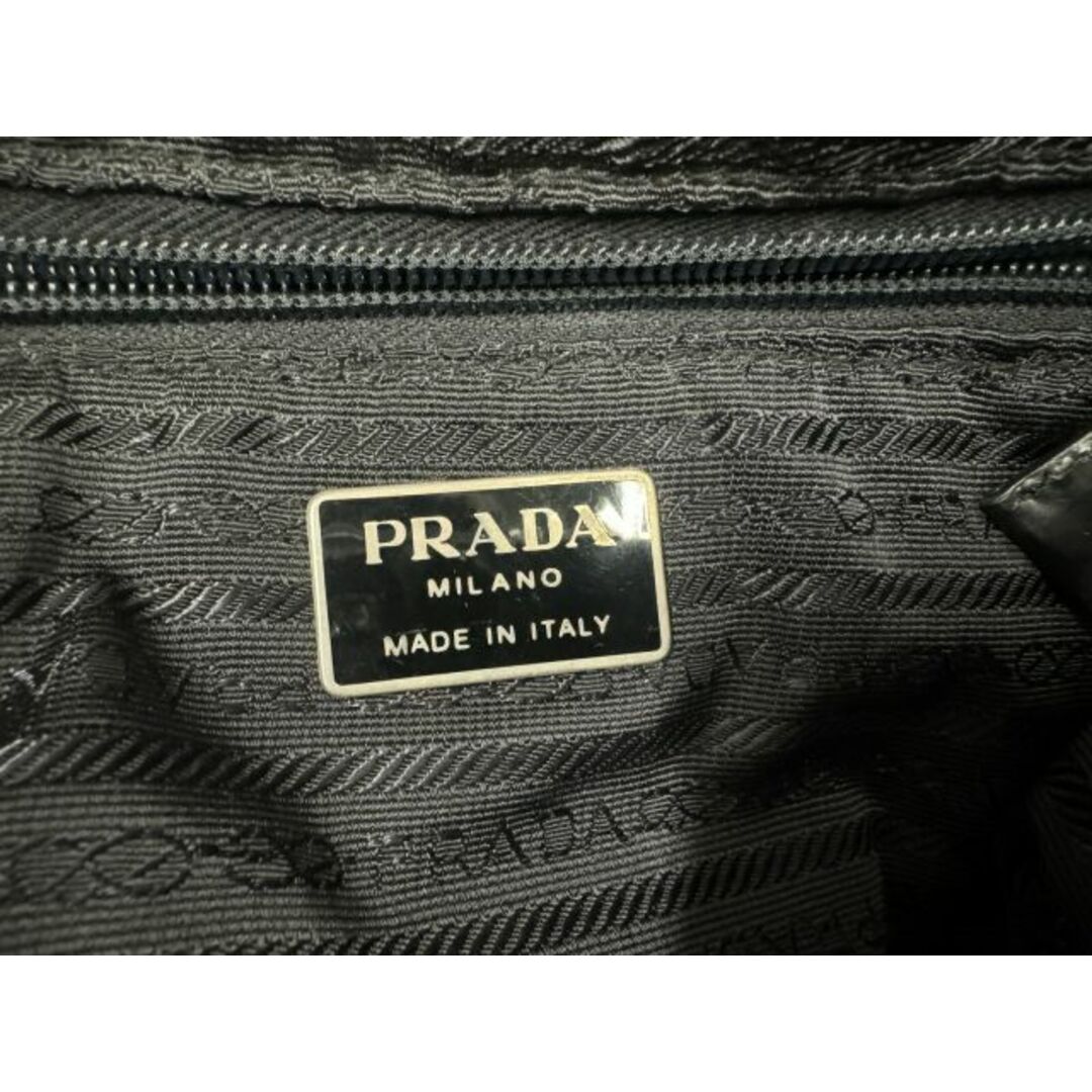 プラダ/PRADA リュック 三角プレート ナイロン ブラック