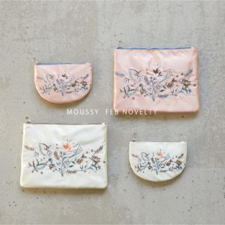 マウジー(moussy)の新品未使用.moussy.ノベルティ.刺繍ポーチ.マウジー(ポーチ)