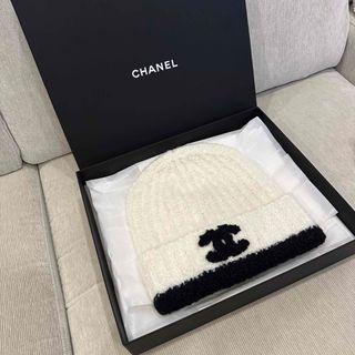 新作 CHANEL ニット帽 ホワイト 箱付き