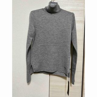 フォクシー(FOXEY)の【未使用】フォクシー39116 KNIT TOP "GRACE TURTLE" (ニット/セーター)