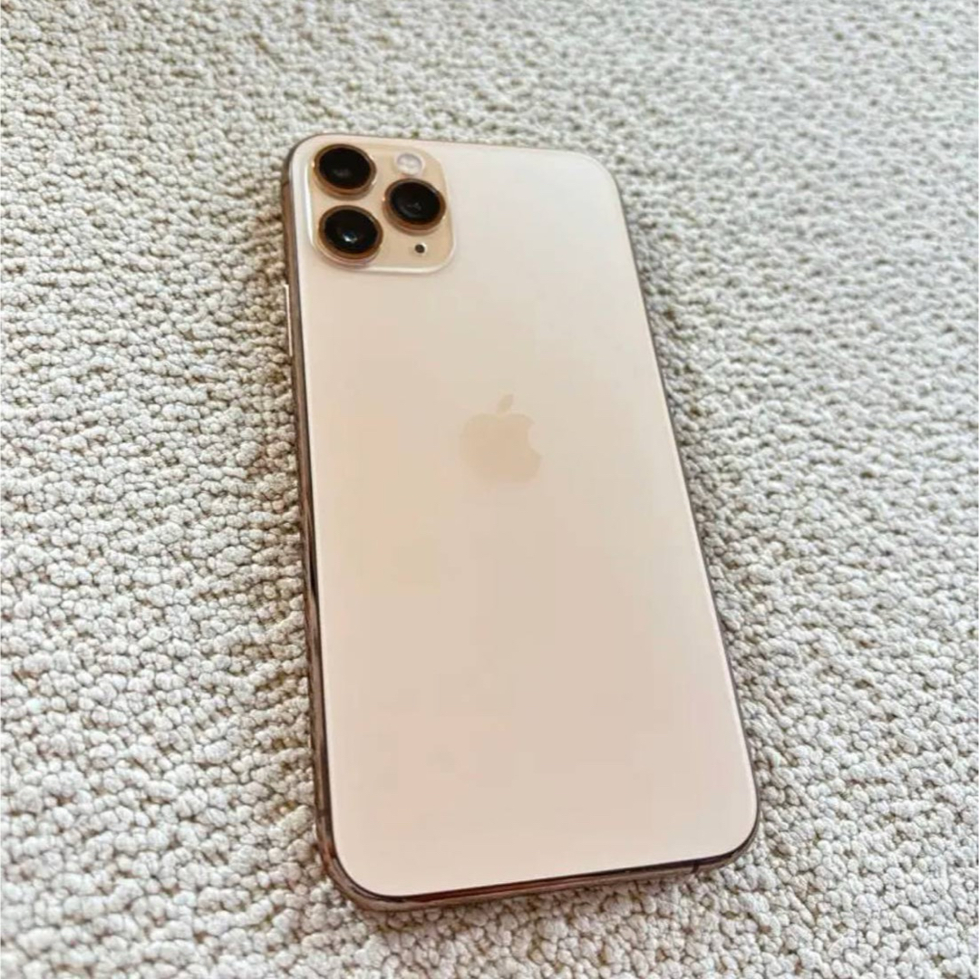 iPhone 11 Pro ゴールド 256 GB docomoの通販 by ふーちゃんs shop｜ラクマ