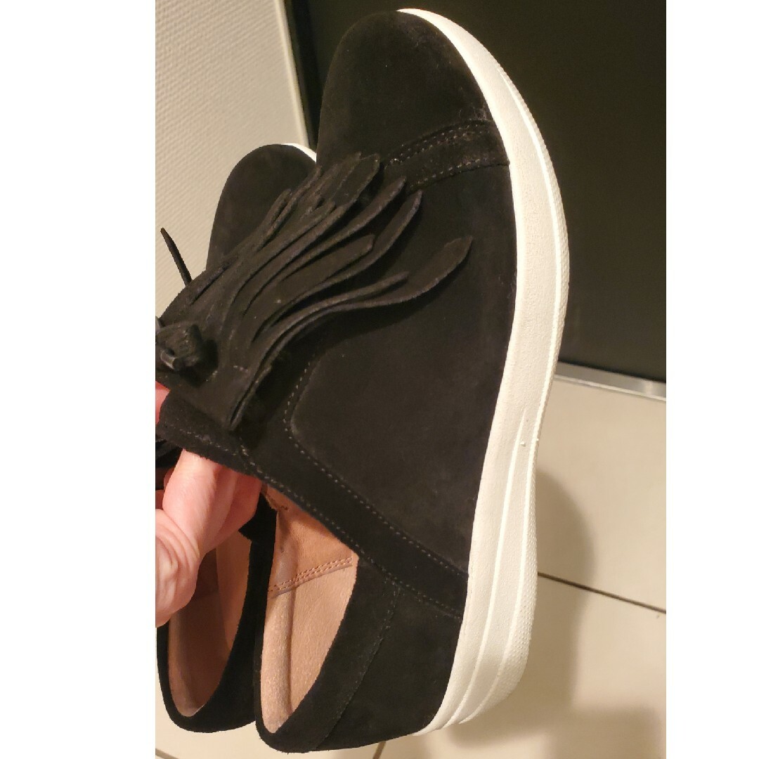 fitflop(フィットフロップ)のフィットフロップ FitFlop スニーカー FRINGE 黒 レディースの靴/シューズ(スニーカー)の商品写真