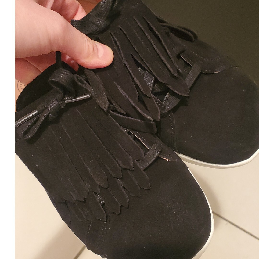 fitflop(フィットフロップ)のフィットフロップ FitFlop スニーカー FRINGE 黒 レディースの靴/シューズ(スニーカー)の商品写真