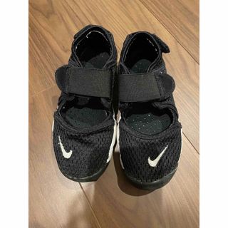 ナイキ(NIKE)の【美品】最終お値下げ NIKE リフト キッズ　18センチ(スニーカー)