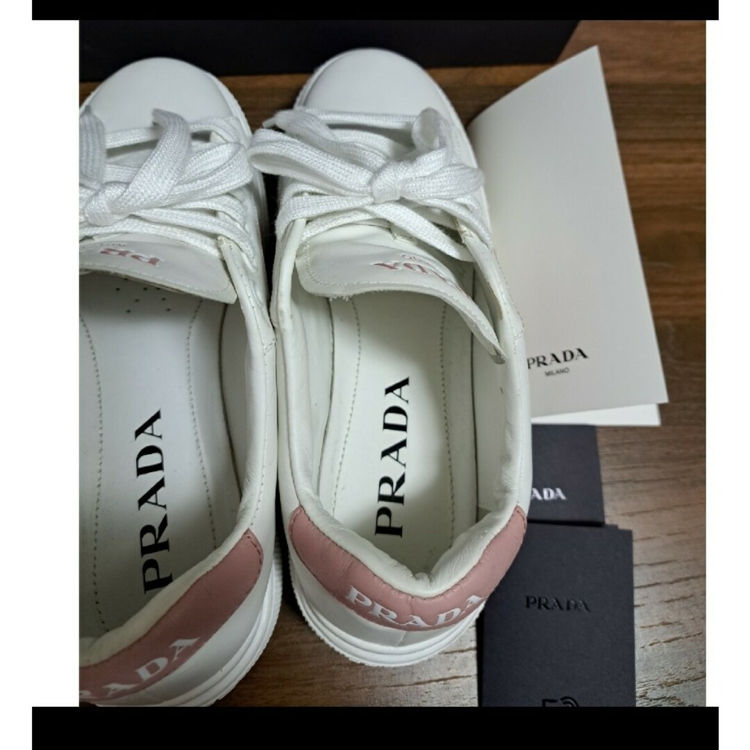 PRADA スニーカー 専用出品