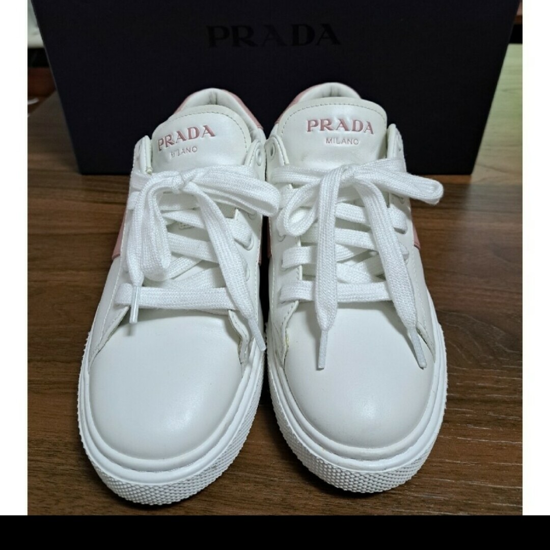 PRADA スニーカー 専用出品