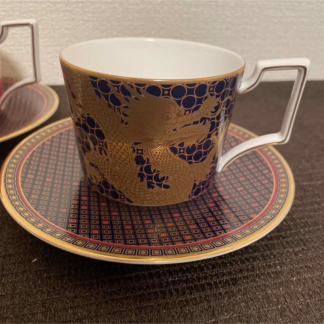 ウェッジウッド　インペリアル　龍　鳳凰　金彩　２０cmプレート　蓋付きマグカップ素材陶磁器
