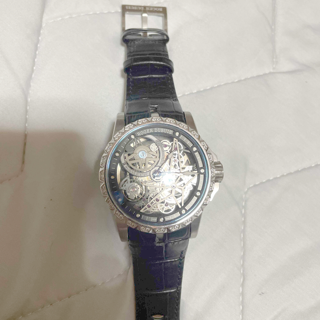 ROGER DUBUIS(ロジェデュブイ)のロジェジュブイ　アベンタドールと記載あります　メンズ時計　 メンズの時計(腕時計(アナログ))の商品写真
