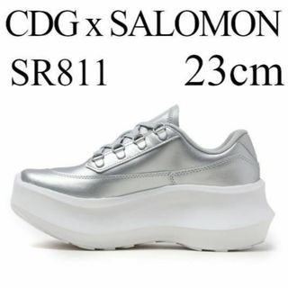 コムデギャルソン(COMME des GARCONS)の23cm　CDG x SALOMON　SR811 シルバー 定価６２９００円(スニーカー)