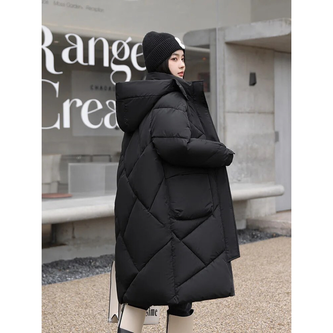 ダウンコート　ロングコート　黒　ブラック　アウター　韓国　オーバーサイズ レディースのジャケット/アウター(ダウンコート)の商品写真