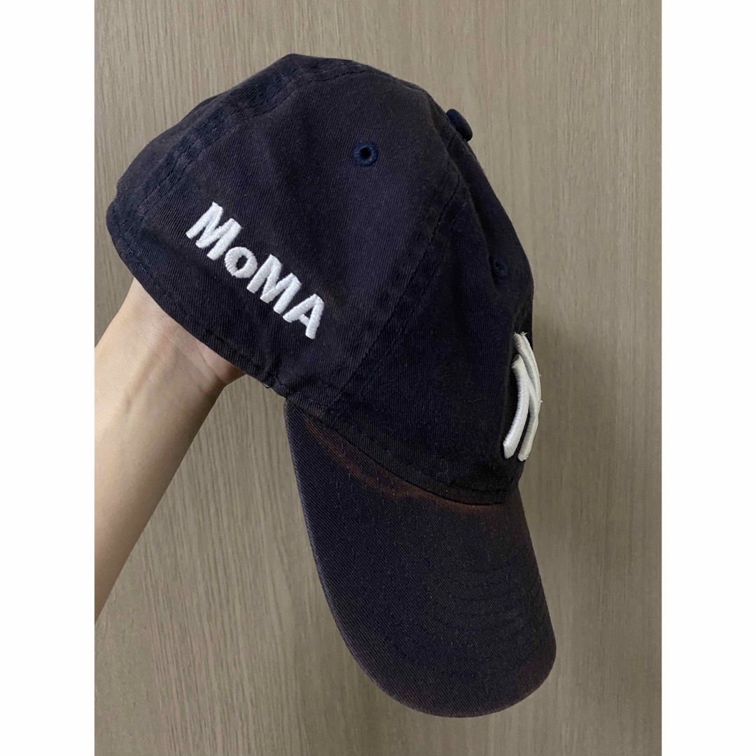 MOMA(モマ)のMoMa ニューエラ　ネイビー　帽子　キャップ　レディース　メンズ メンズの帽子(キャップ)の商品写真