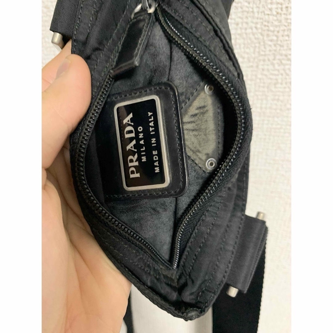 PRADA(プラダ)のPRADAショルダーバッグ メンズのバッグ(ショルダーバッグ)の商品写真