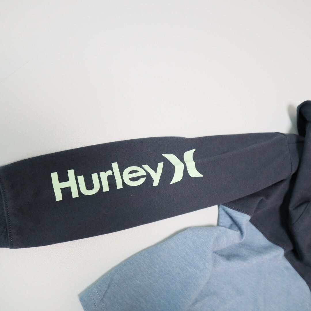 Hurley(ハーレー)のハーレー　長袖フーディー　ロンＴ　【2T】 キッズ/ベビー/マタニティのキッズ服男の子用(90cm~)(Tシャツ/カットソー)の商品写真