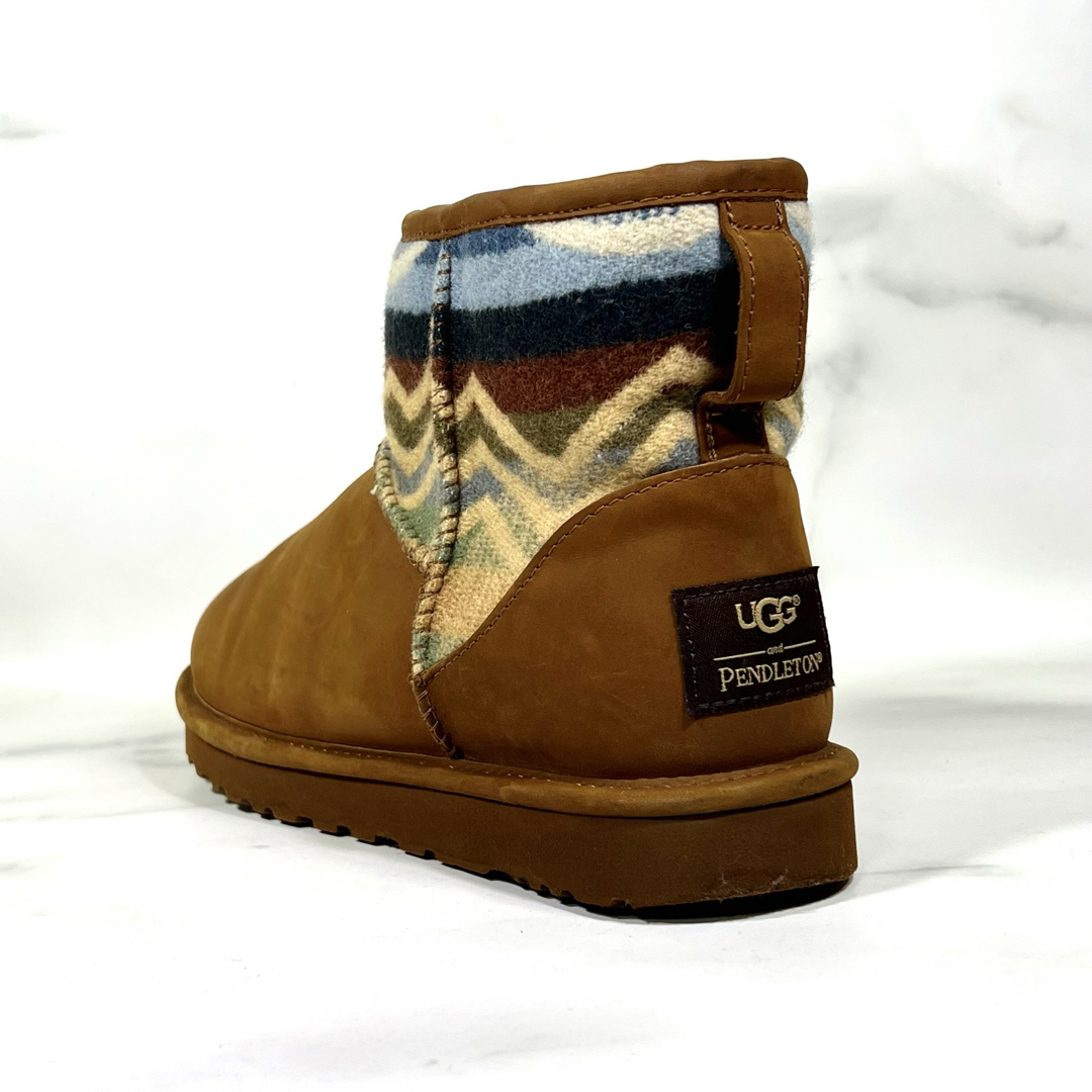 UGG(アグ)の【美品】UGG PENDLETON クラシック ミニ ブーツ ブラウン 26.0 メンズの靴/シューズ(ブーツ)の商品写真