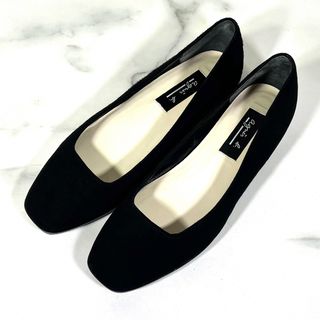 アニエスベー(agnes b.)の【美品】アニエス・ベー スクエアトゥ スエード フラット パンプス 黒 23.5(ハイヒール/パンプス)