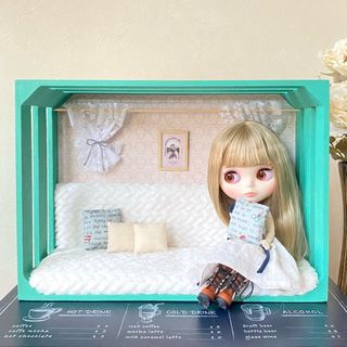 木製　ドールハウス　ドールソファー　ハンドメイド　背面ボード　ブライス　大きめ(その他)