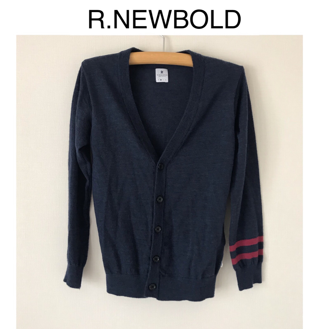 R.NEWBOLD(アールニューボールド)の値下げ　R.NEWBOLD カーディガン　ネイビー　赤ライン メンズのトップス(カーディガン)の商品写真