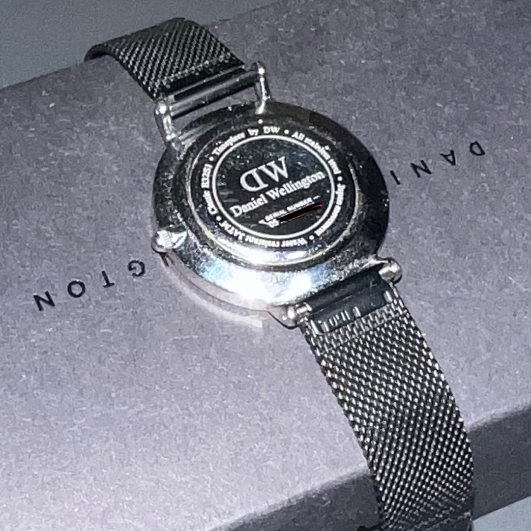 Daniel Wellington(ダニエルウェリントン)のDW 腕時計 アナログ 訳あり 本体のみ メンズの時計(腕時計(アナログ))の商品写真