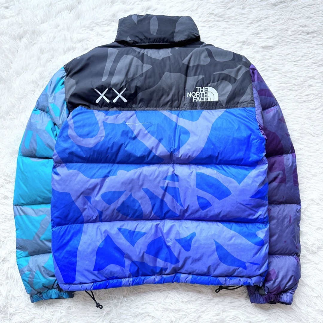 THE NORTH FACE(ザノースフェイス)のノースフェイス X KAWS 1996 RETRO NUPTSE JACKET メンズのジャケット/アウター(ダウンジャケット)の商品写真