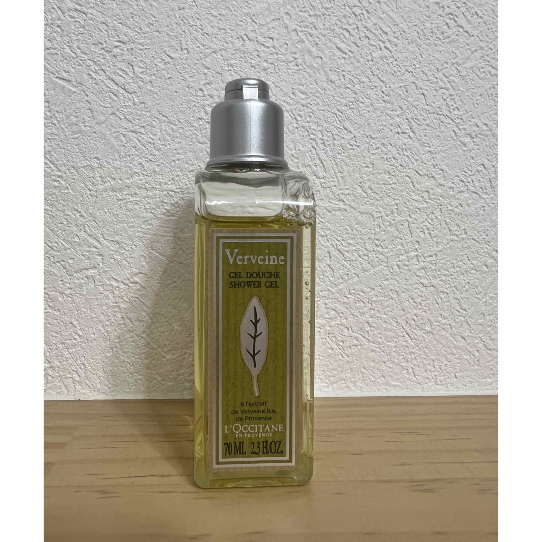 L'OCCITANE(ロクシタン)のヴァーベナ シャワージェル 70mL コスメ/美容のボディケア(ボディソープ/石鹸)の商品写真