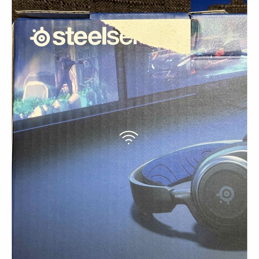 SteelSeries(スティールシリーズ)のArctis Nova 7P ワイヤレス ゲーミングヘッドホン スマホ/家電/カメラのオーディオ機器(ヘッドフォン/イヤフォン)の商品写真