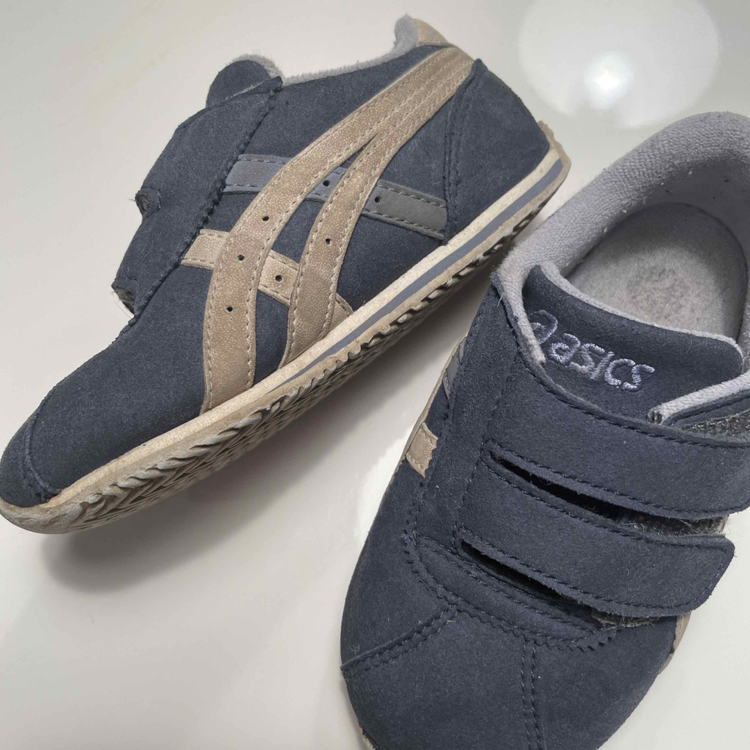 asics(アシックス)の男の子靴15.5cm asicsアシックス　キッズスニーカー　青 キッズ/ベビー/マタニティのキッズ靴/シューズ(15cm~)(スニーカー)の商品写真