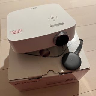 エルジーエレクトロニクス(LG Electronics)のLG プロジェクター　PF50KS google chromecast付(プロジェクター)