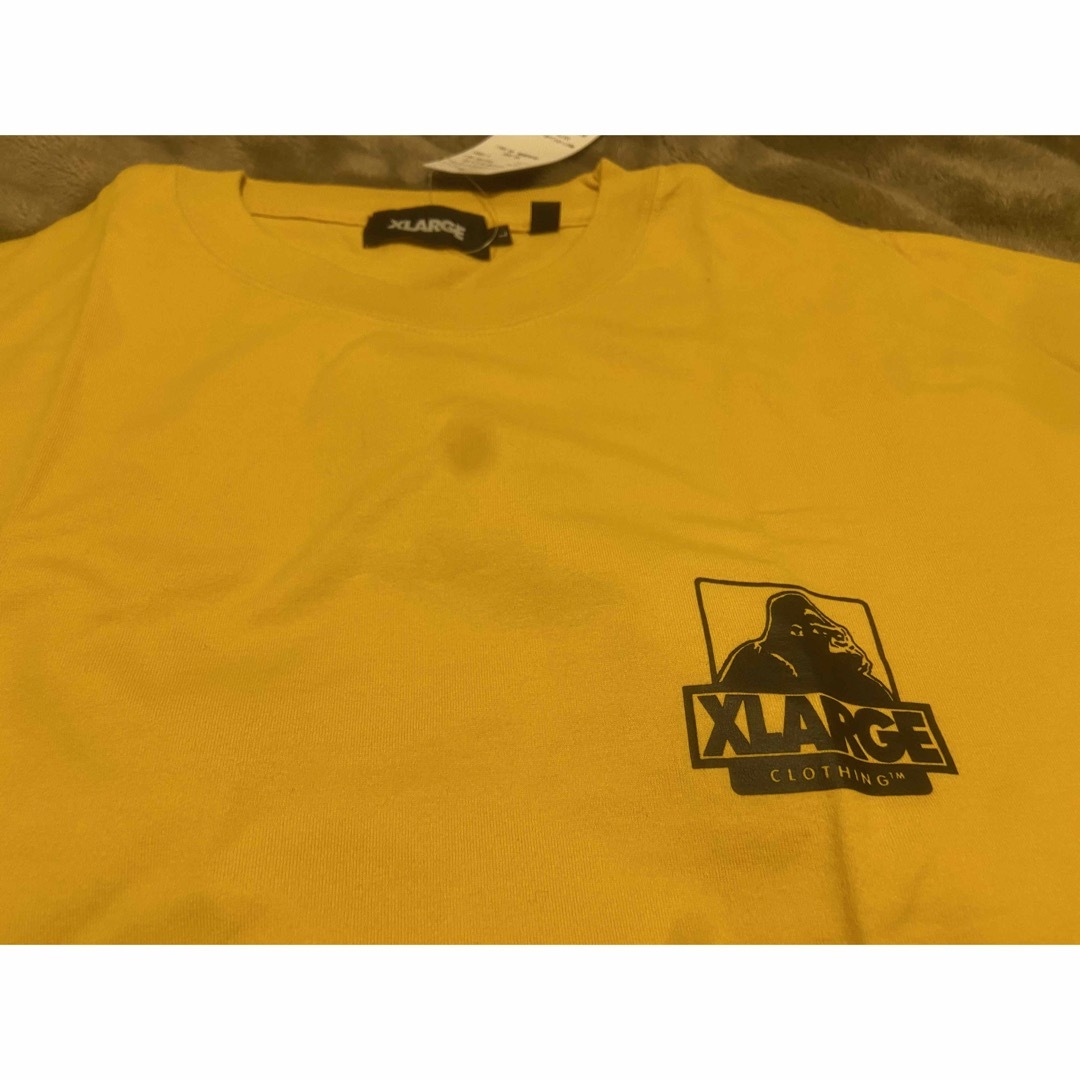 XLARGE(エクストララージ)のXLARGE Tシャツ 黄色 メンズのトップス(Tシャツ/カットソー(半袖/袖なし))の商品写真