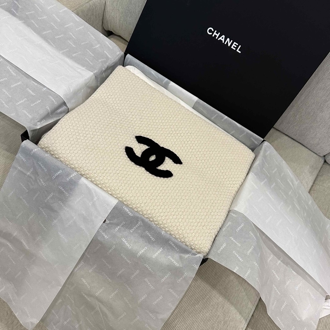 新品 CHANEL シャネル マフラー 大判ストール 2