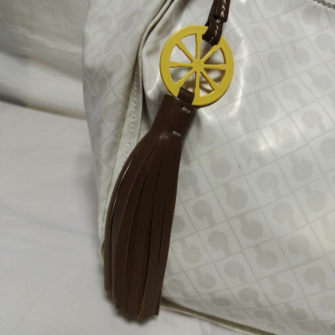 GHERARDINI(ゲラルディーニ)のH2超美品　ゲラルディーニ　ナイロンハンドバッグ　ソフティ　舟型　総柄　ホワイト レディースのバッグ(ハンドバッグ)の商品写真