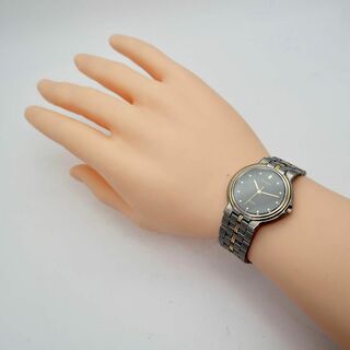 469 【美品】Dolce ドルチェ時計　メンズ腕時計　チタン素材　ブラック